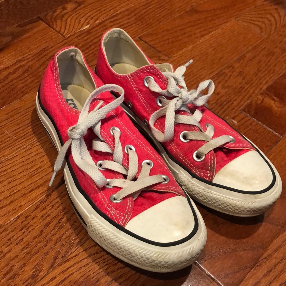 Pink Connverse